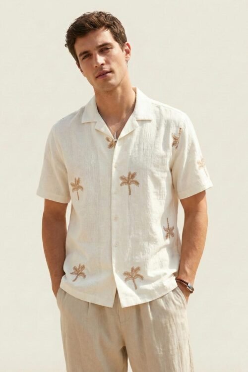 Palm Embroidered Five Sleeve Linen Shirt