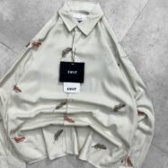 Allover Minimal Curved Leaf Embroidery Dropshoulder Shirt-Cream1