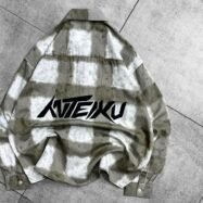 KITEIKU Back Printed Tie-dye Button-up Shirt-olive green3